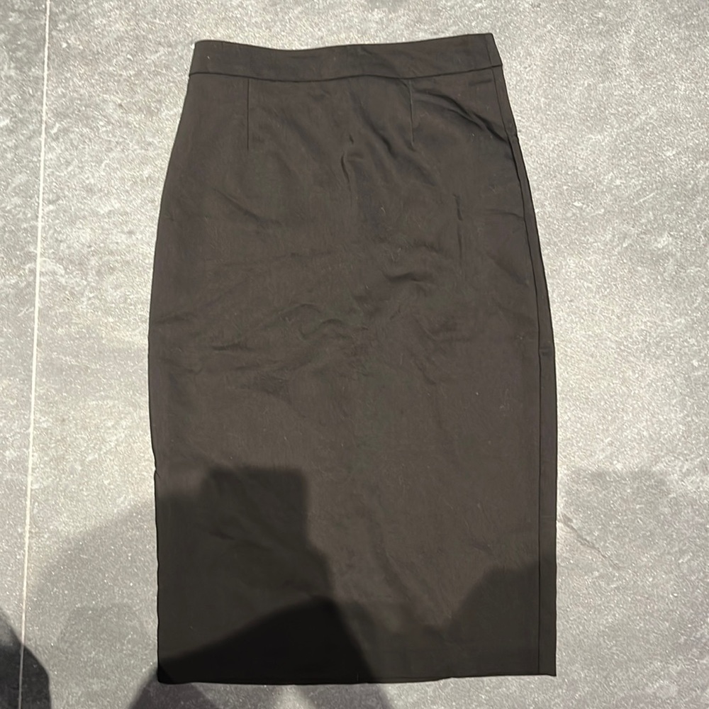 black pencil skirt